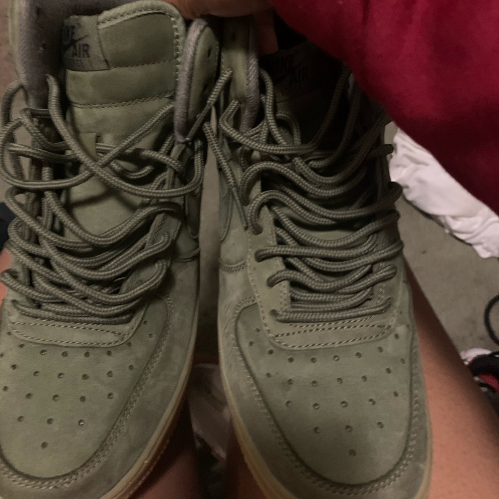 AF1